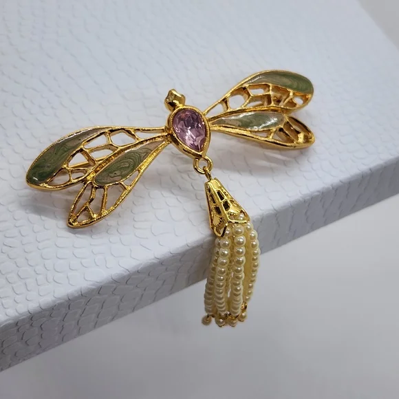 Avon Dragon Fly Gold & Faux Pearl Brooch Pendant - Picture 16 of 17